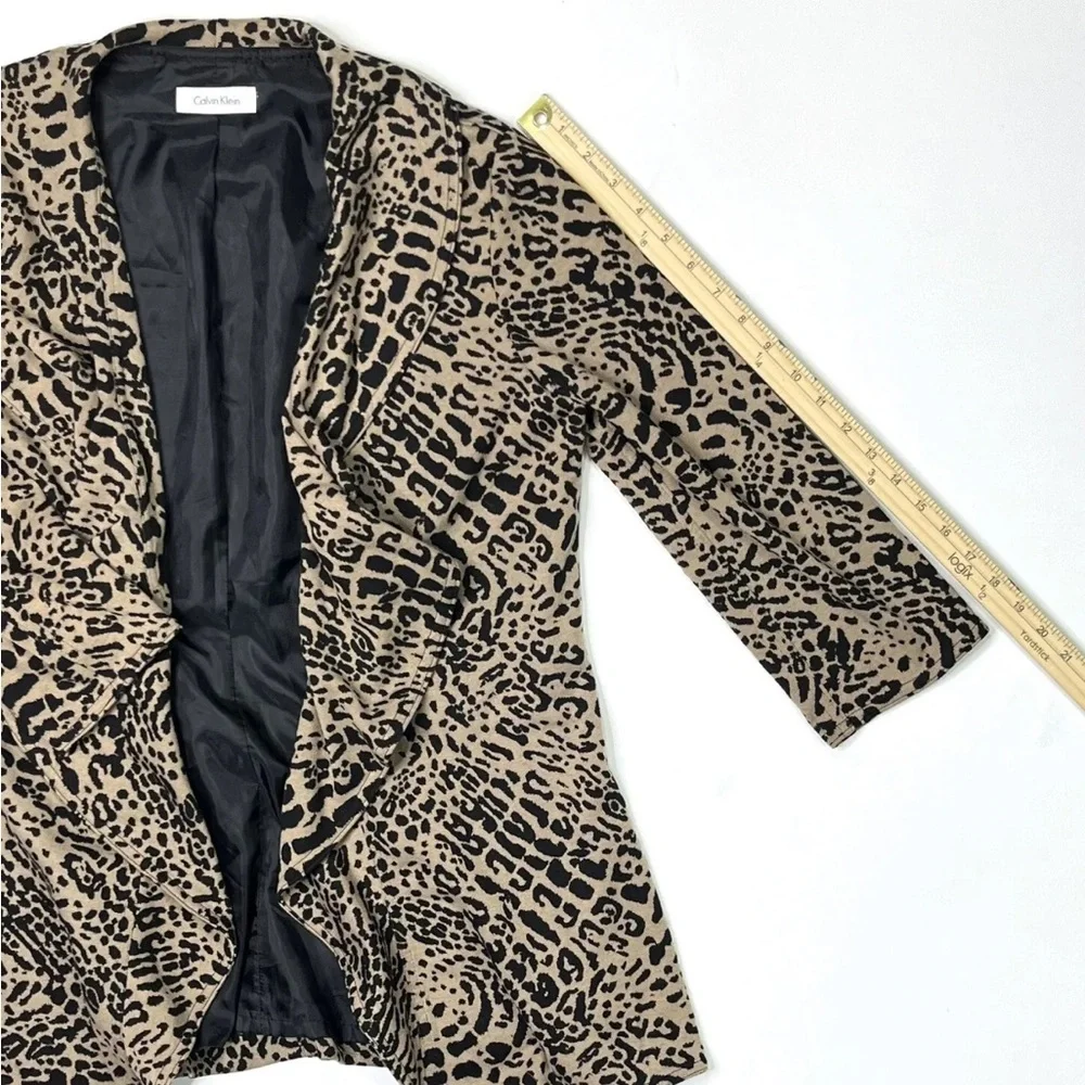 Calvin Klein Cardigan Jacket Women’s Medium Cheetah Print Open Front Ruffled - Picture 10 of 10